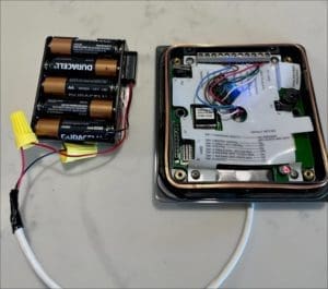 Figure 4 - Mobile Card Reader Internals