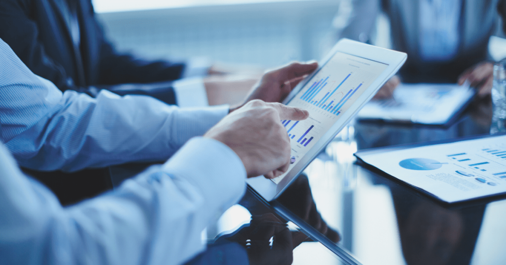 How Financial Institutions Use Data to Understand Their Customers & Drive Growth