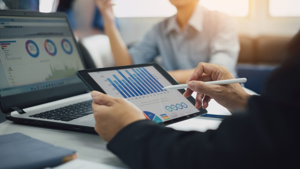 Navigating the Key Trends Shaping Community Banking